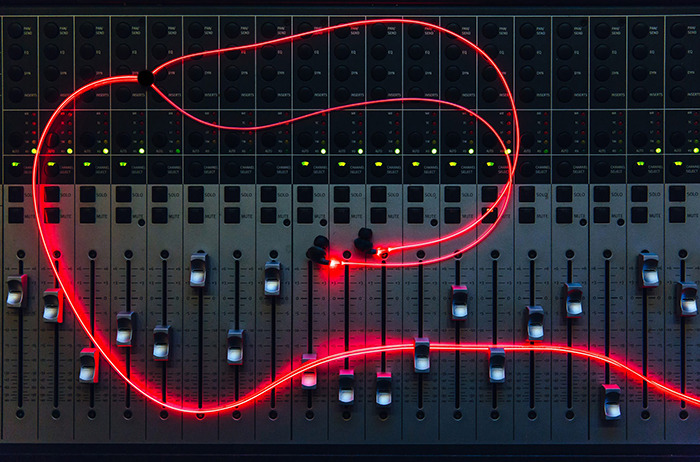 Laserová sluchátka Glow – první svého druhu