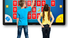 Fuhu předvedlo 55 a 65palcový “tablet” Fuhu předvedlo 55 a 65palcový “tablet”