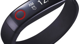 Náramek LG Lifeband Touch je k dostání v ČR