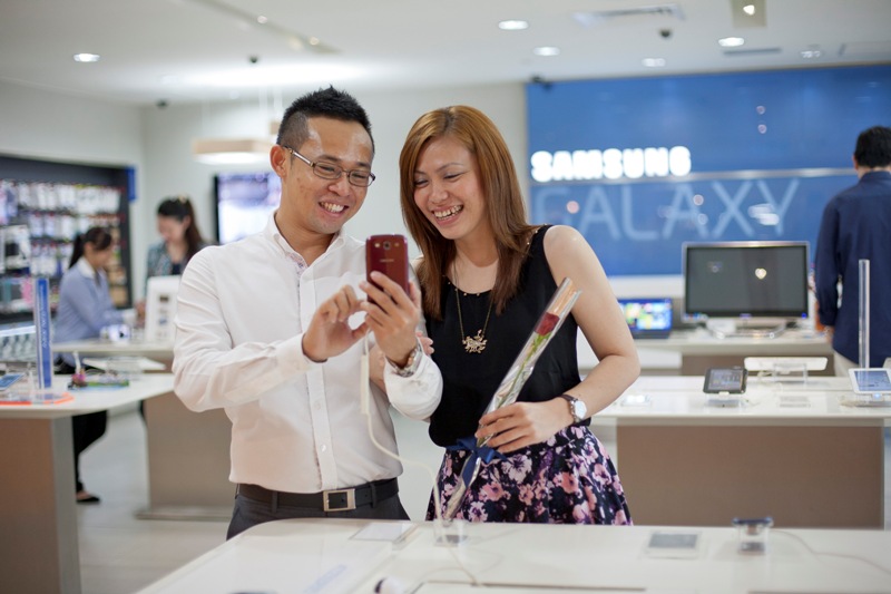 Samsung rozšíří řady Galaxy J pomocí Galaxy J5 a Galaxy J7