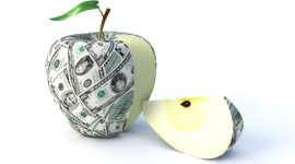 Apple – 61 miliónů iPhonů a „poškrábaná“ pověst Watch