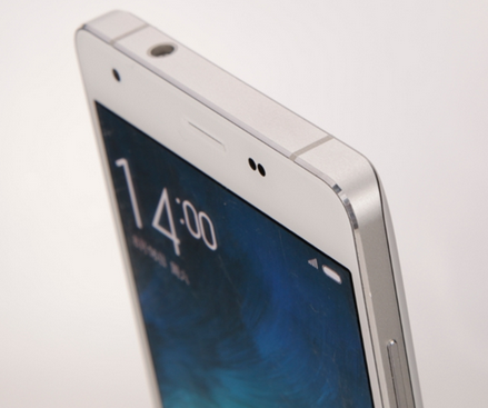 Doogee S6000 – nový vytrvalec na dlouhé tratě