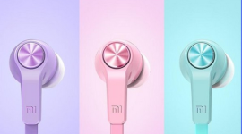 Xiaomi Piston 3. generace, virtuální 3D brýle a úspěšný chytrý náramek ve slevě