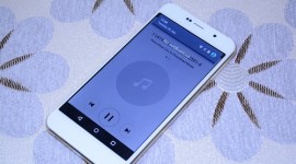 Oukitel U6 – dva displeje, 5palcový IPS a 4,7palcový e-ink Oukitel U6 – dva displeje, 5palcový IPS a 4,7palcový e-ink