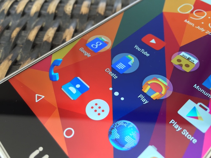 Ubik Uno zamířil na Kickstarter