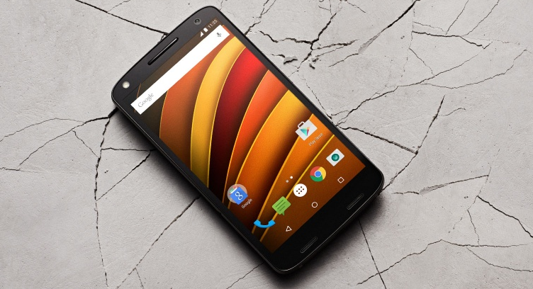 Moto X Force – top model jak se patří?